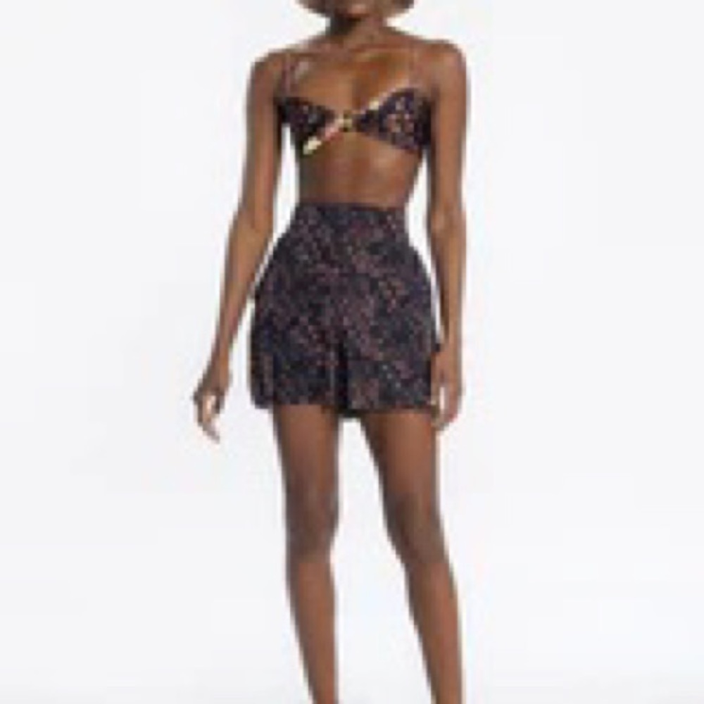 Live! Clothing nostalgic short L